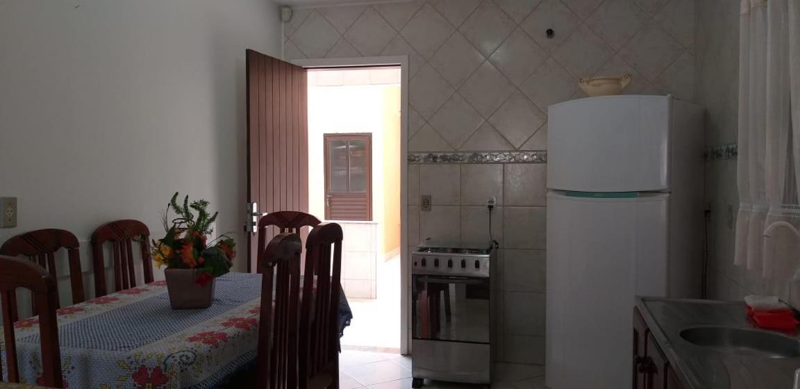 邦比尼亚斯Casa 02 Dorm Na Rua Salmao别墅 外观 照片