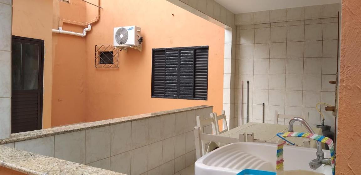 邦比尼亚斯Casa 02 Dorm Na Rua Salmao别墅 外观 照片
